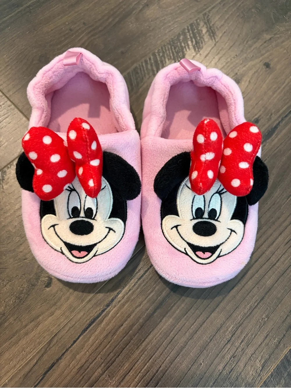 Old Navy Pink Minnie Mouse Plush Kids Slippers with Red Polka Dot Bows